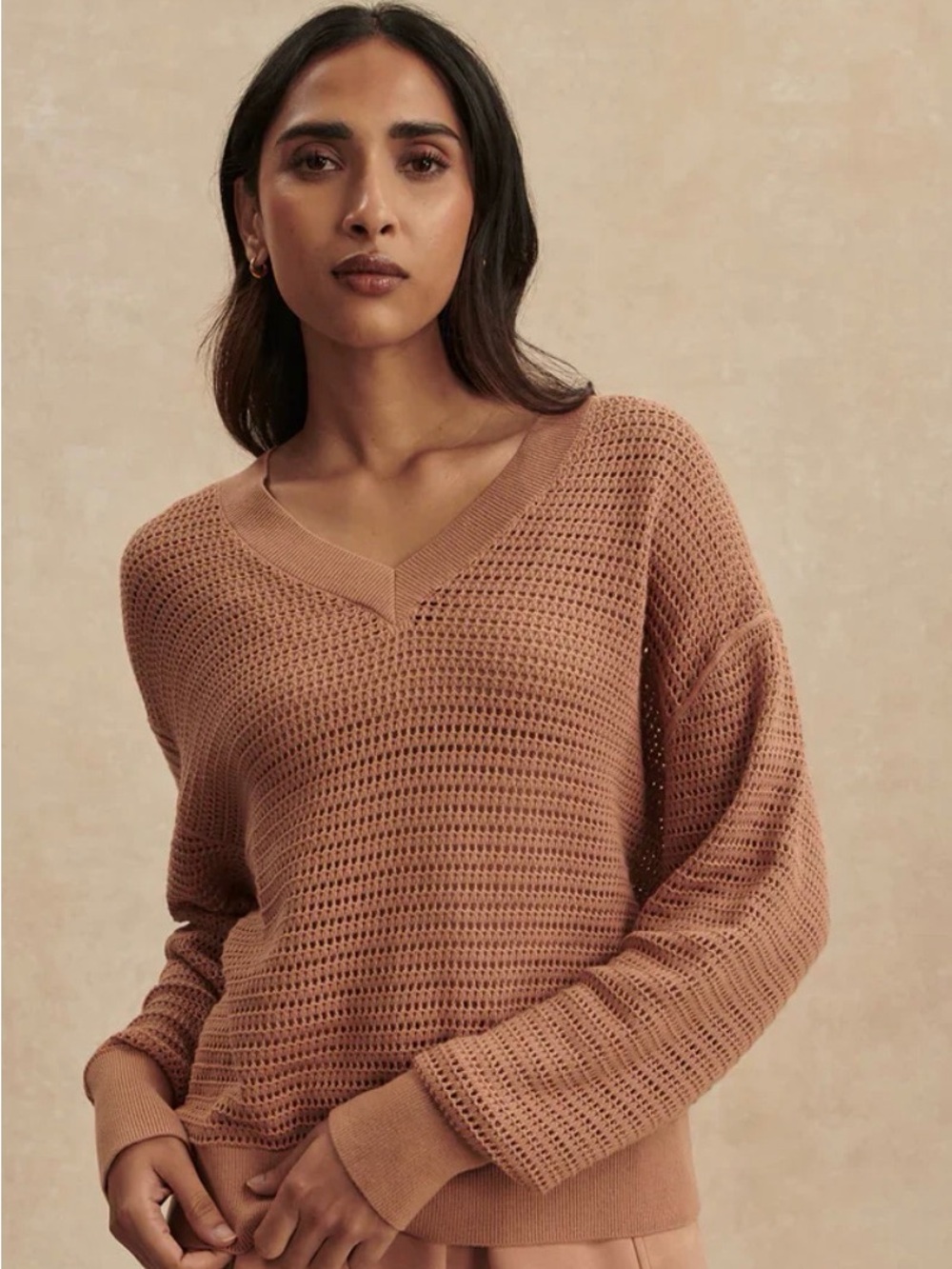 Varley Gaia v-neck sweater camel - Picture 2 of 3